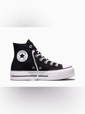 Chuck Taylor All Star Lift Platform Canvas size 9 new in box